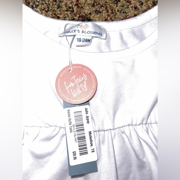 White Ruffled Hi-Low Style Top - Picture 3 of 4